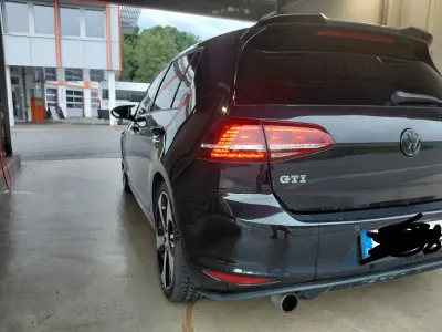 Gebraucht VW Golf VII GTI 220 PS (161 kW) 2017 Schwarz Limousine