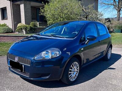 Usata Fiat Punto 77 CV (56 kW) 2009 Blu Utilitaria