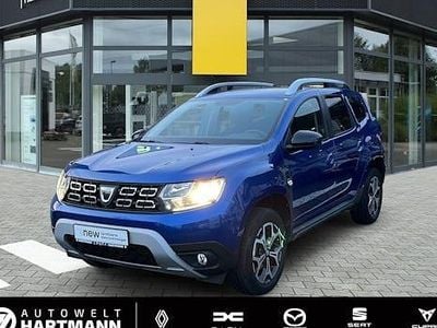 Gebraucht Dacia Duster Celebration 131 PS (96 kW) 2021 Blau SUV