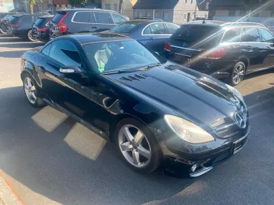 Gebraucht Mercedes SLK200 163 PS (119 kW) 2005 Obsidianschwarz Cabrio