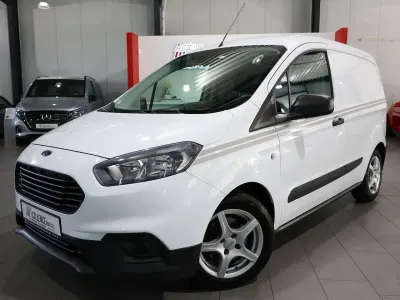 Używany Ford Transit 101 KM (74 kW) 2019 Biały Minivan