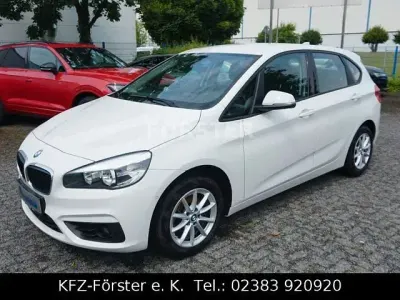 Gebraucht BMW 216 Active Tourer Advantage 116 PS (85 kW) 2017 Weiß Van / Kleinbus