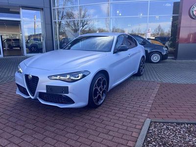 Gebraucht Alfa Romeo Giulia Competizione 280 PS (205 kW) 2023 Silber Limousine