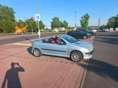 Gebraucht Peugeot 206 CC 136 PS (100 kW) 2001 Cabrio
