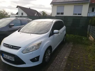 Używany Ford Grand C-Max Trend 140 KM (102 kW) 2011 Biały Minivan