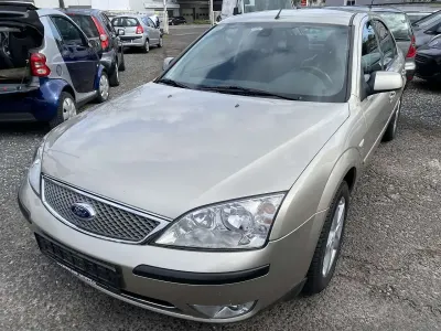 Używany Ford Mondeo Ghia 145 KM (106 kW) 2004 Platinum metallic Hatchback