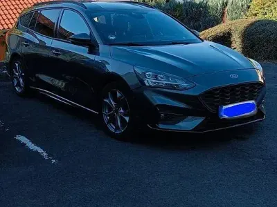 Gebraucht Ford Focus ST-Line 150 PS (110 kW) 2019 Grau Kombi
