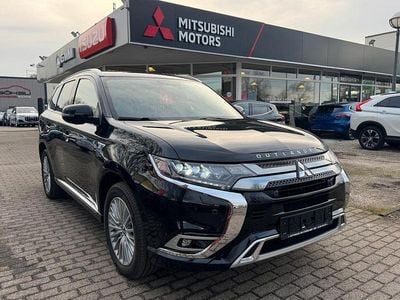 Schwarz Gebraucht 2020 Mitsubishi Outlander P-HEV Plus SUV | 18.850 € (Guter Preis)