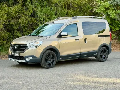 Gebraucht Dacia Dokker Stepway 131 PS (96 kW) 2019 Beige dune Van / Kleinbus