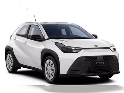 Beige (schneeweiß) Neu 2026 Toyota Aygo X X-pure SUV | 16.919 €