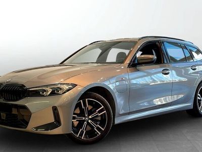 BMW 330e