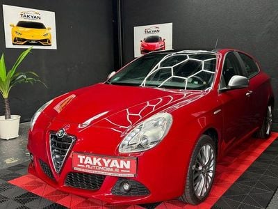 Usata Alfa Romeo Giulietta Super 120 CV (88 kW) 2011 Rosso Utilitaria