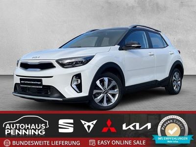 Gebraucht Kia Stonic Vision 101 PS (74 kW) 2023 Bud) schneeweiss/schwarz (weiss SUV