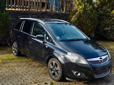 gebraucht Opel Zafira 1.8 Family Family