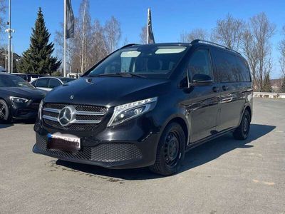 Mercedes V220