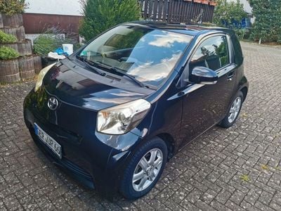 Toyota iQ