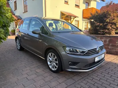 Gebraucht VW Golf VII Highline 125 PS (91 kW) 2015 Braun SUV
