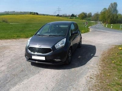 Second-hand Kia Venga DREAM-TEAM Edition 125 CP (91 kW) 2016 Gri Hatchback