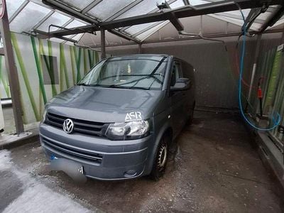 Gebraucht VW T5 102 PS (75 kW) 2012 Grau Van