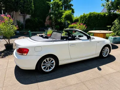 Gebraucht BMW 118 Cabriolet M Sport 143 PS (105 kW) 2012 Weiß Cabrio