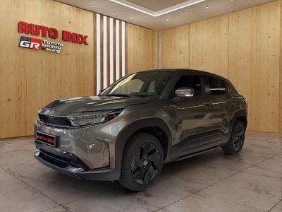 Neu Toyota Urban Cruiser 127 kW (174 PS) 2026 Grün SUV