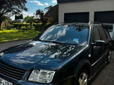 Gebraucht VW Bora 131 PS (96 kW) 2002 Blau Kombi