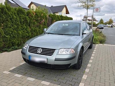 Usata VW Passat 101 CV (74 kW) 2004 Andere farben Berlina