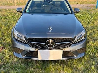 Gebraucht Mercedes C220 194 PS (142 kW) 2021 Grau Limousine