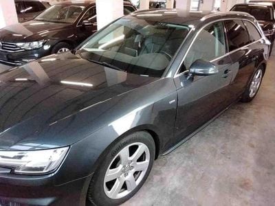 Grau Gebraucht 2018 Audi A4 S-Line Kombi | 16.490 € (Superpreis)