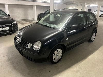 Gebraucht VW Polo Basis 54 PS (39 kW) 2004 Schwarz Limousine