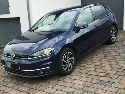 Gebraucht VW Golf VII Join 131 PS (96 kW) 2018 Blau Limousine