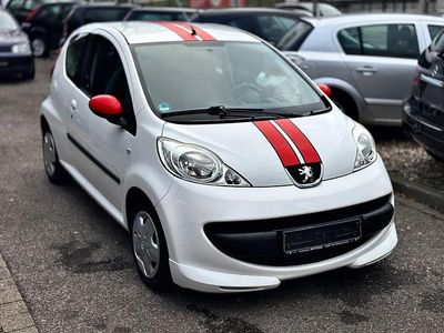 Gebraucht Peugeot 107 68 PS (50 kW) 2008 Weiß Kleinwagen