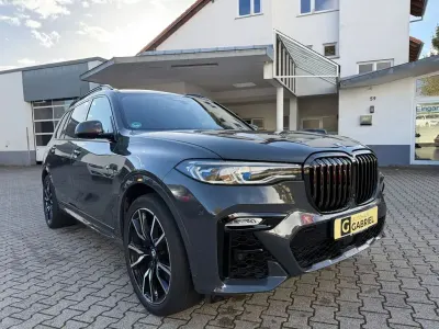 Gebraucht BMW X7 M Sport 340 PS (250 kW) 2022 Grau SUV