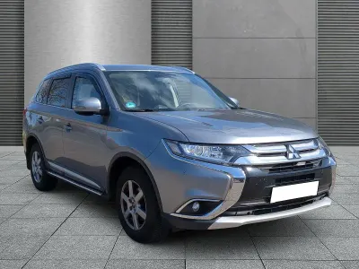 Gebraucht Mitsubishi Outlander Edition 150 PS (110 kW) 2017 Platinumgrau (m) SUV