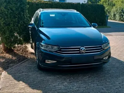 Gebraucht VW Passat 150 PS (110 kW) 2020 Grau Kombi