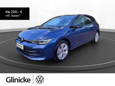 Neu VW Golf VIII Life 150 PS (110 kW) 2026 Anemonenblau metallic Limousine