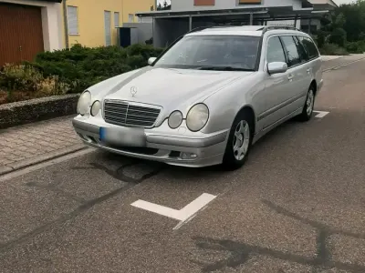 Gebraucht Mercedes E200