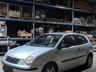 Usata VW Polo 64 CV (47 kW) 2003 Argento Utilitaria