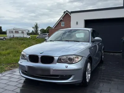 Gebraucht BMW 118 Sport Line 143 PS (105 kW) 2009 Grau Kleinwagen