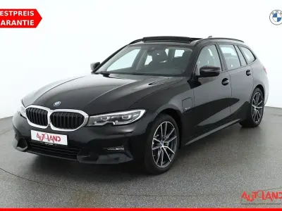 Gebraucht BMW 330 Sport Line 252 PS (185 kW) 2022 Schwarz Kombi