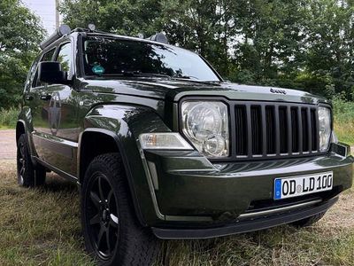 Gebraucht Jeep Cherokee Limited 205 PS (150 kW) 2010 Grün SUV