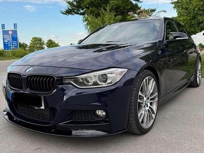 Gebraucht BMW 335 Sport Line 306 PS (225 kW) 2012 Blau Limousine