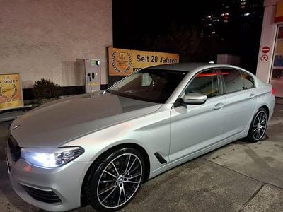Gebraucht BMW 520 Luxury Line 190 PS (139 kW) 2018 Silber Limousine