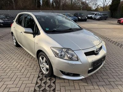 Second-hand Toyota Auris Live 132 CP (97 kW) 2009 Gri Hatchback
