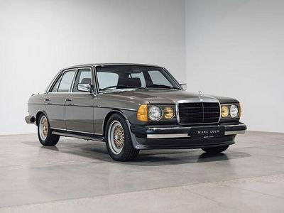 Gebraucht Mercedes E280 AMG 245 PS (180 kW) 1982 Anthrazitgrau Limousine