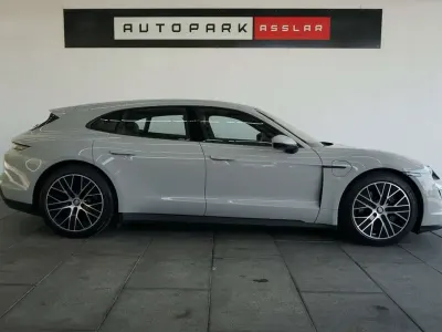 Gebraucht Porsche Taycan Sport Turismo Sport Turismo 350 kW (476 PS) 2023 Grau Kombi