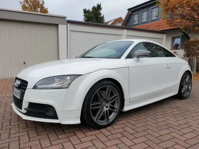 Gebraucht Audi TTS Sport 272 PS (200 kW) 2011 Weiß Coupé