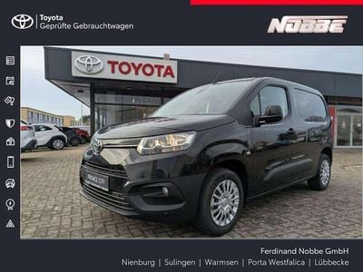 Schwarz Gebraucht 2024 Toyota Proace City City Van / Kleinbus | 24.990 € (Fairer Preis)