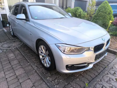 Gebraucht BMW 318 Sport Line 141 PS (103 kW) 2013 Silber Kombi