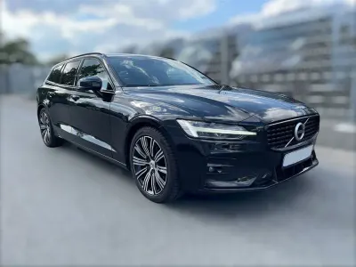 Gebraucht Volvo V60 R-Design 197 PS (144 kW) 2020 Schwarz Kombi